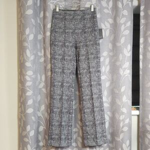 Lysse Women's Monochrome Checkered Straight Leg Neoprene Pull On Pants size S